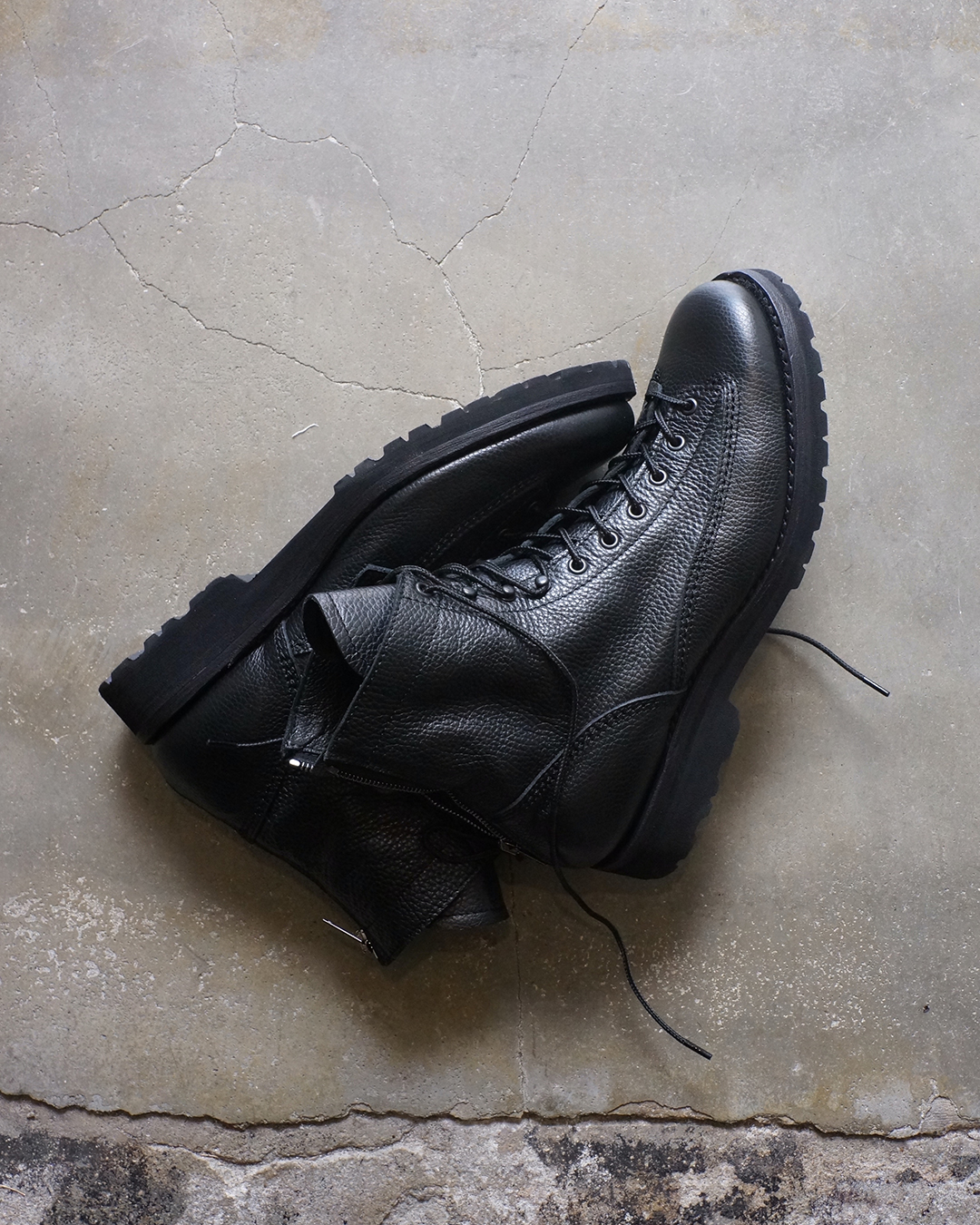 1112610001 BLK 1080 1