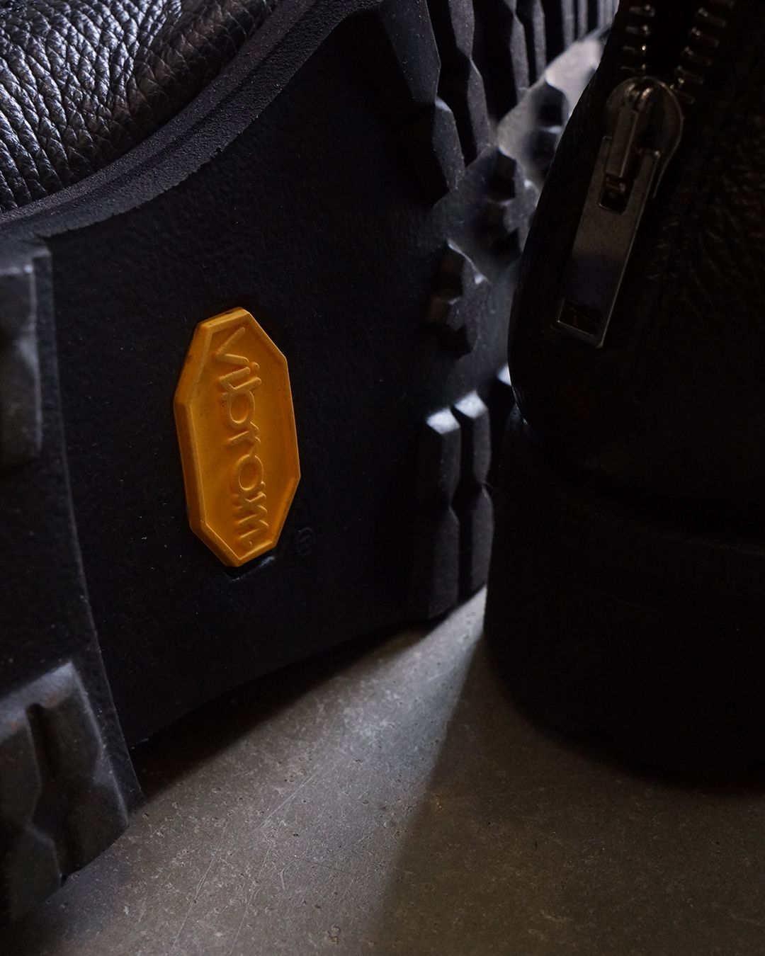 1112610001 BLK 1080 8