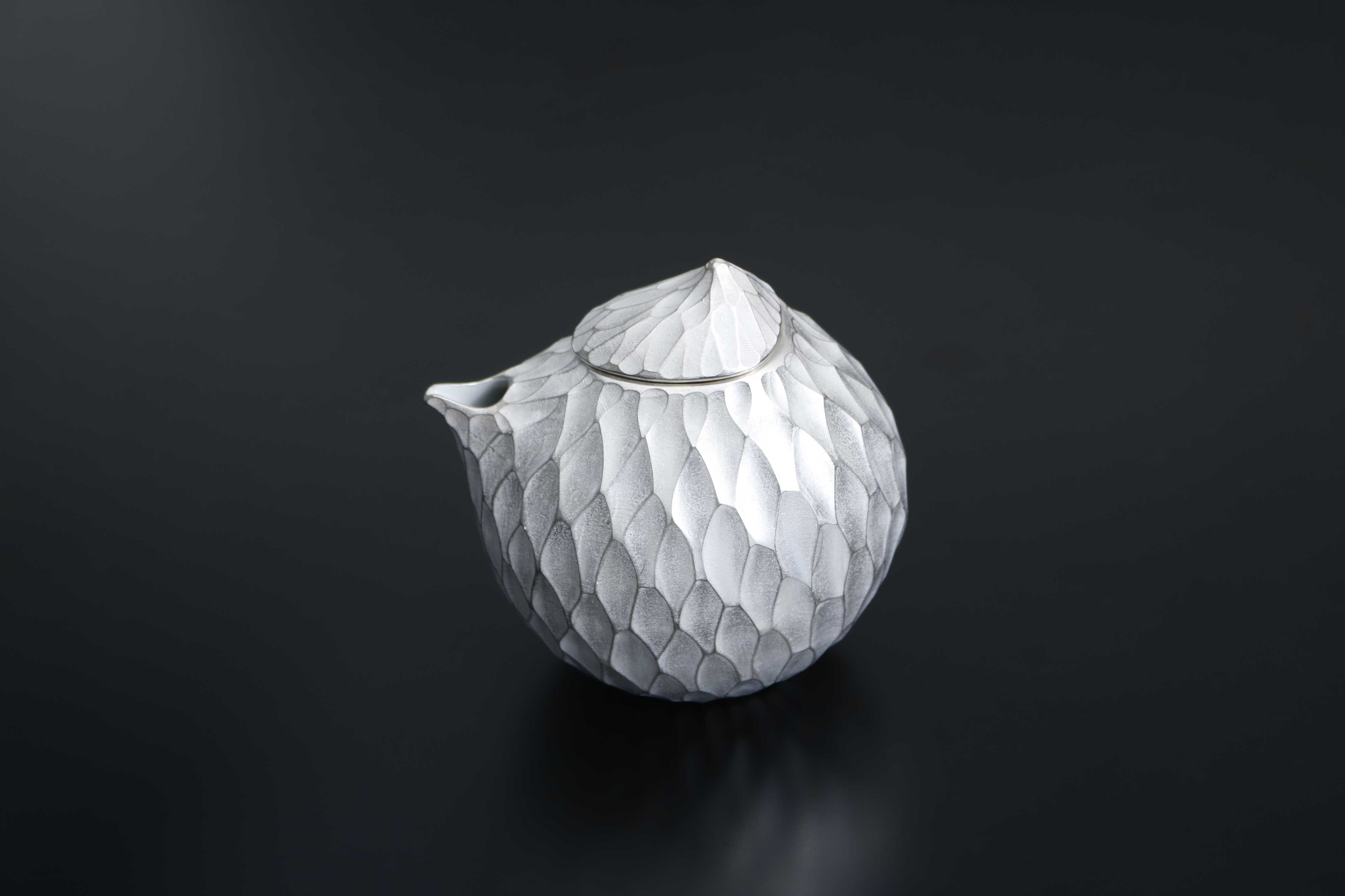 必読　未使用　安藤良輔さん　４点セット　金彩　銀彩　皿　カップ 湯呑み　作家　器 安藤良輔｜ころは -うつわと道具と喫茶室-